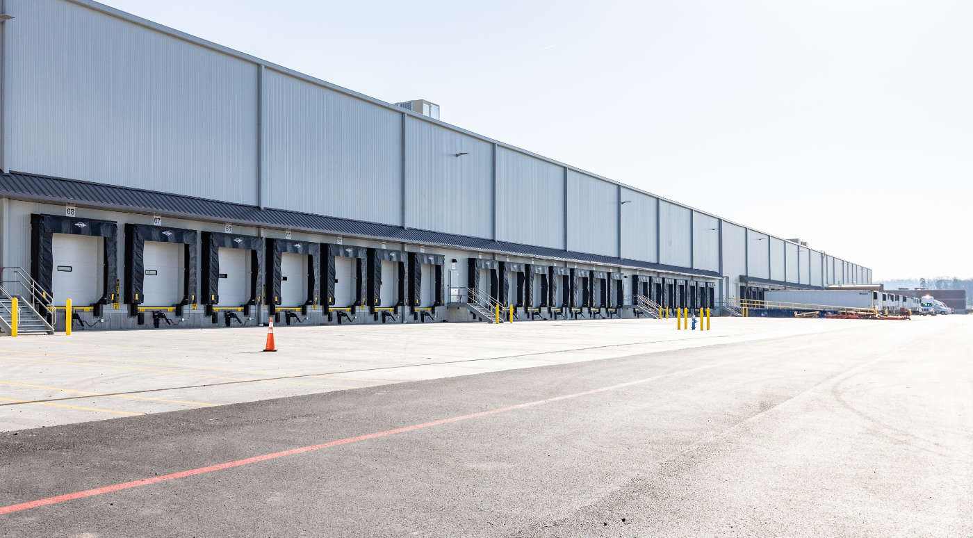 Cold Storage Refigerated Warehouse loading docks - InterChange Group